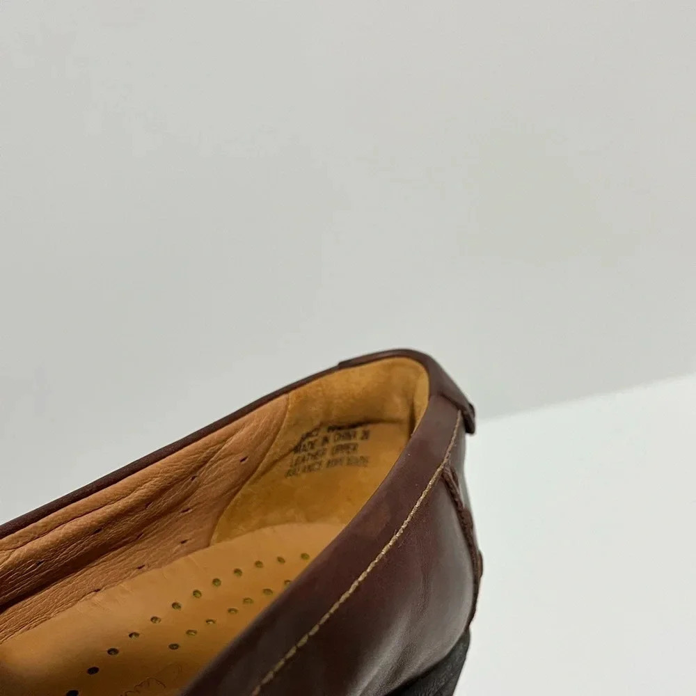 Clarks Unstructured Brown Leather Dress Casual Slip On loafers Heels Women's 9.5 - Picture 10 of 12